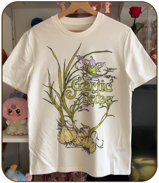 Unisex Organic Off White 'Garlic Babe' T-shirt